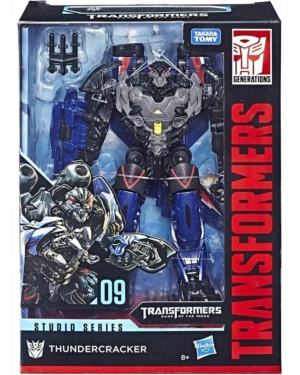 transformers-studio-series-09-voyager-thundercracker