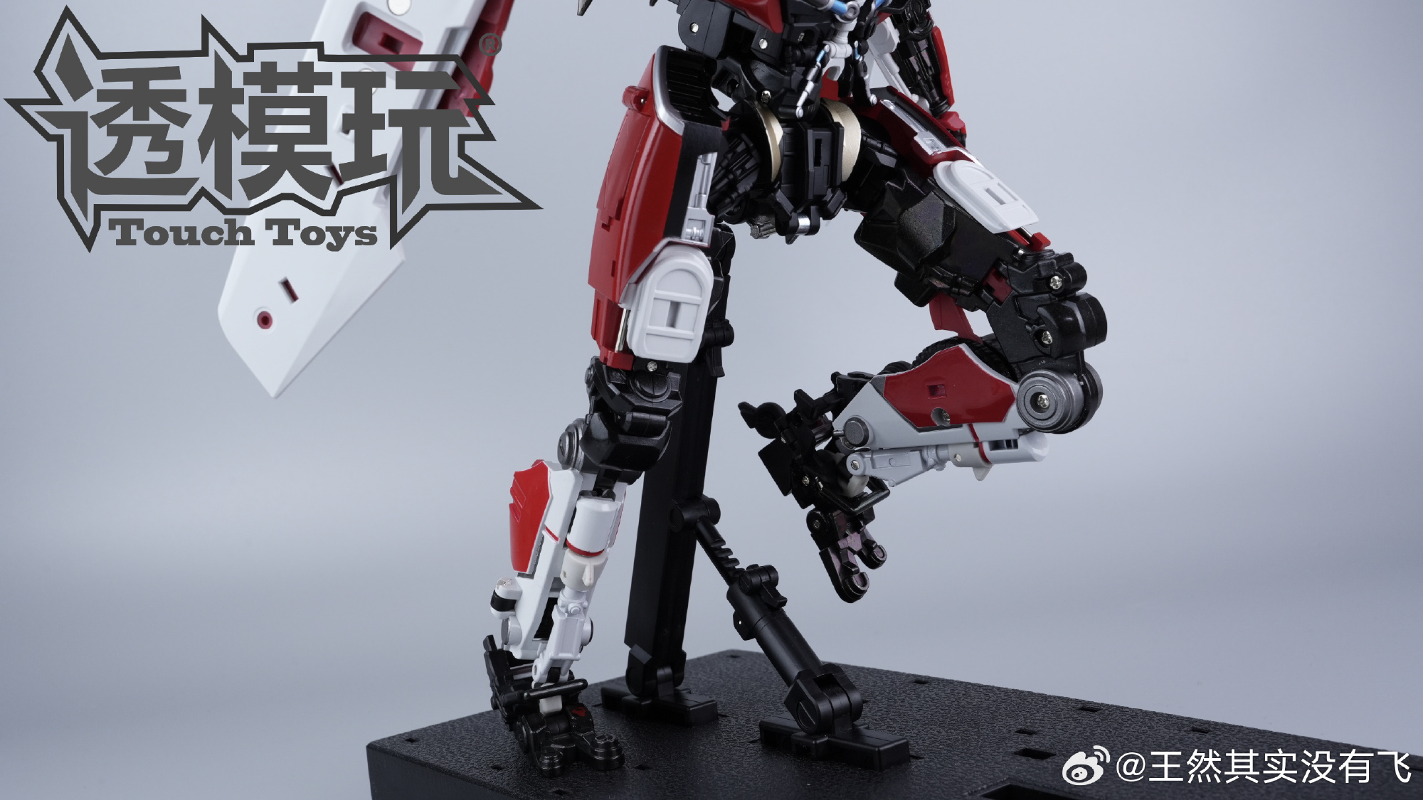 MetaGate G-05 Red Fantasy (Transformers: Bumblebee - Shatter)
