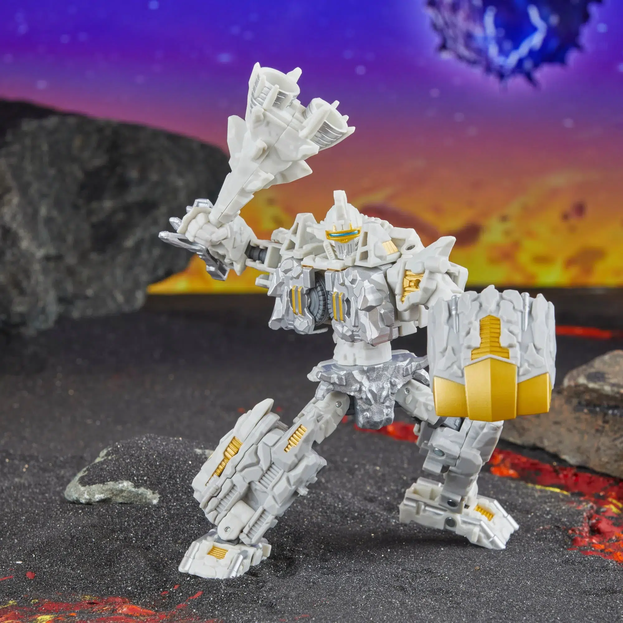 Transformers Legacy United Infernac Universe Nucleous 13